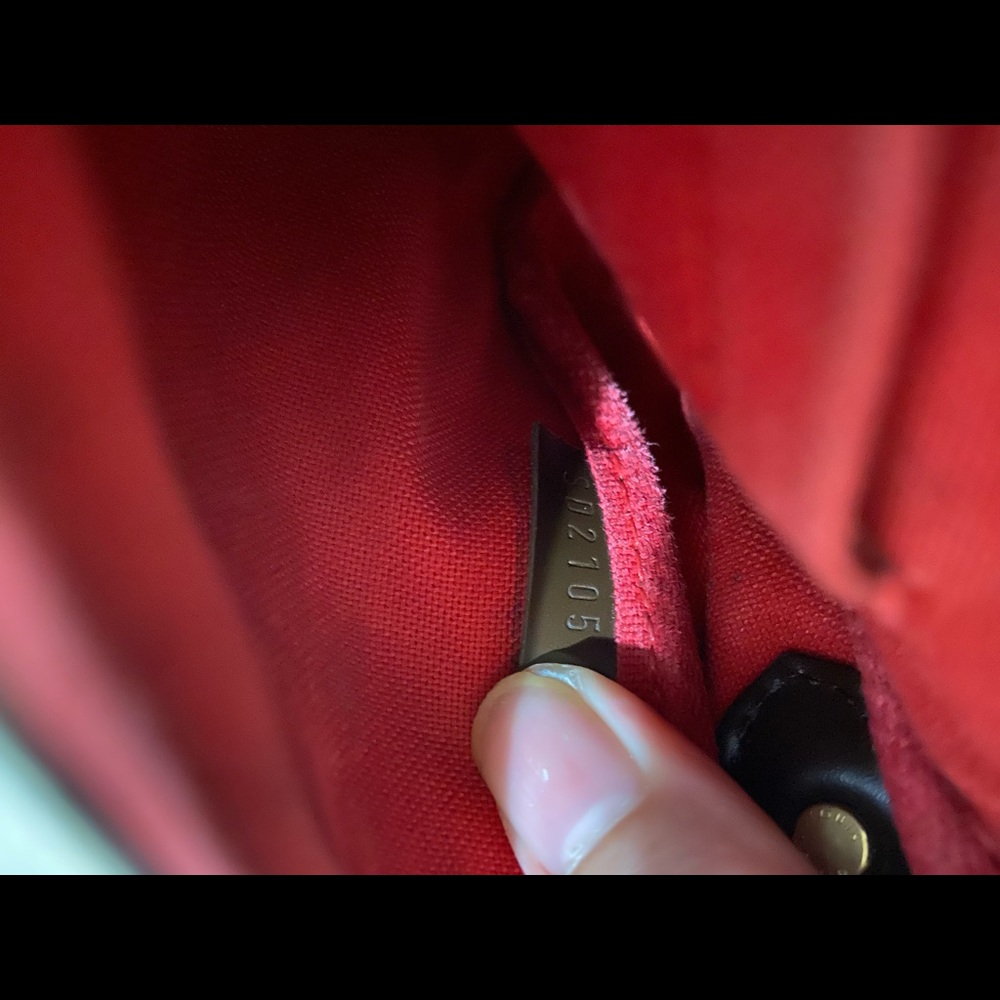 Lv - Picture 10 of 13